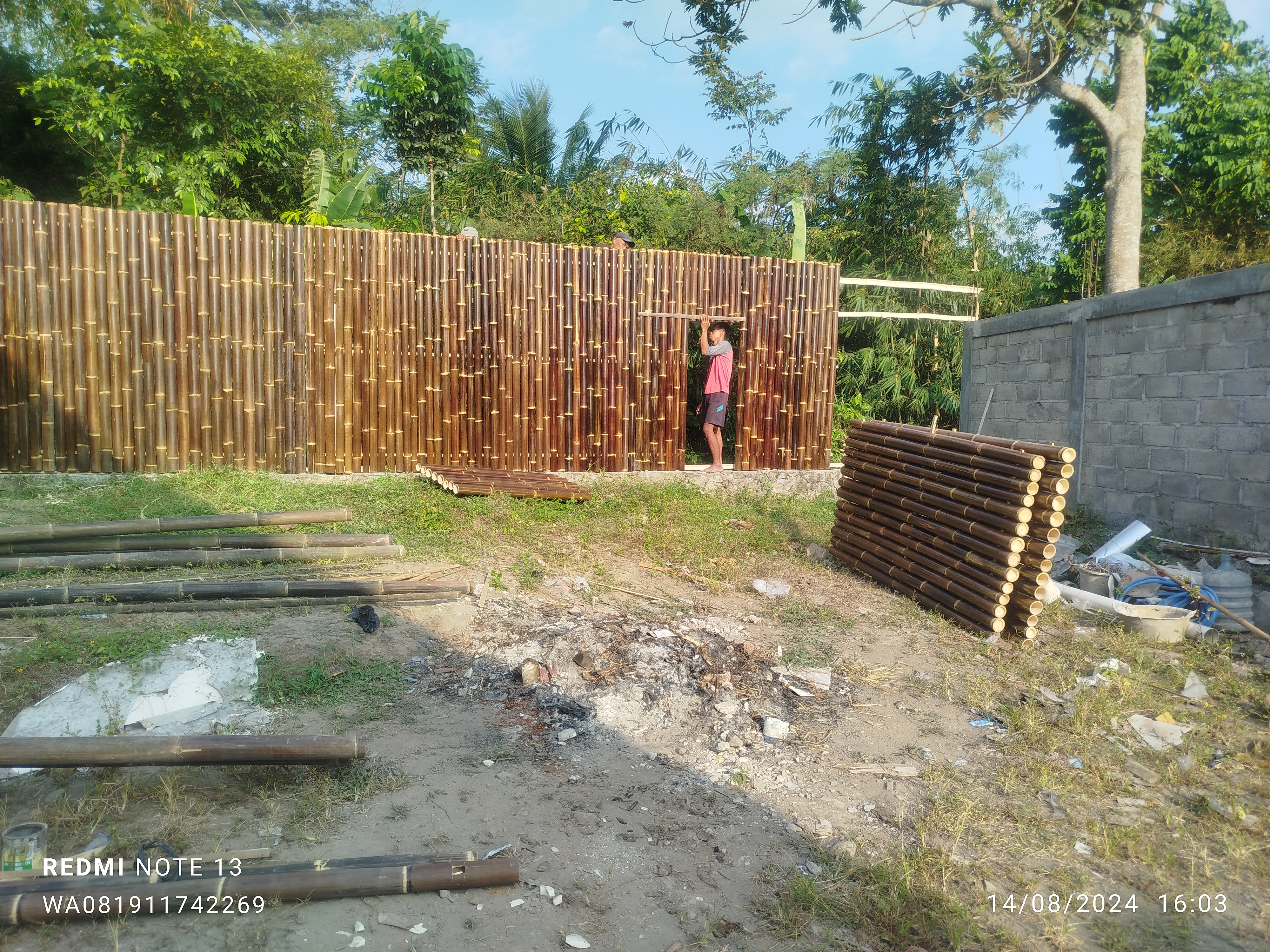 Pagar bambu rumah dan kantor atau pun gudang terdekat jogja